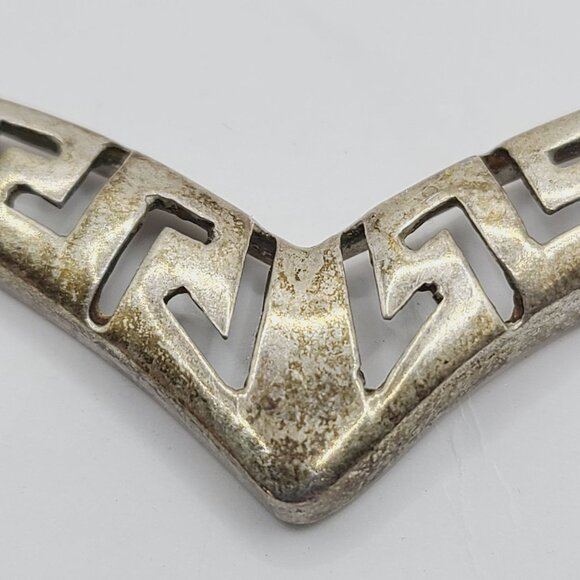 Vtg Sterling Silver Greek Key Design V-Shaped Collar Wishbone Chain Necklace - Picture 5 of 11